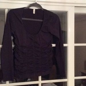 Ceri Black Long Sleeved Top